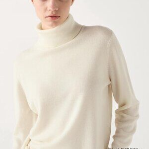Uniqlo Cashmere Sweater Turtleneck XXS in Off White